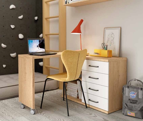 Mesa estudio / Cómoda 