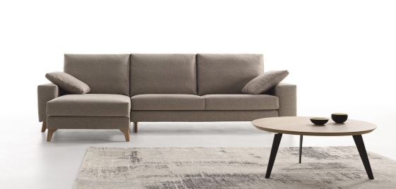 Sofá con chaislongue